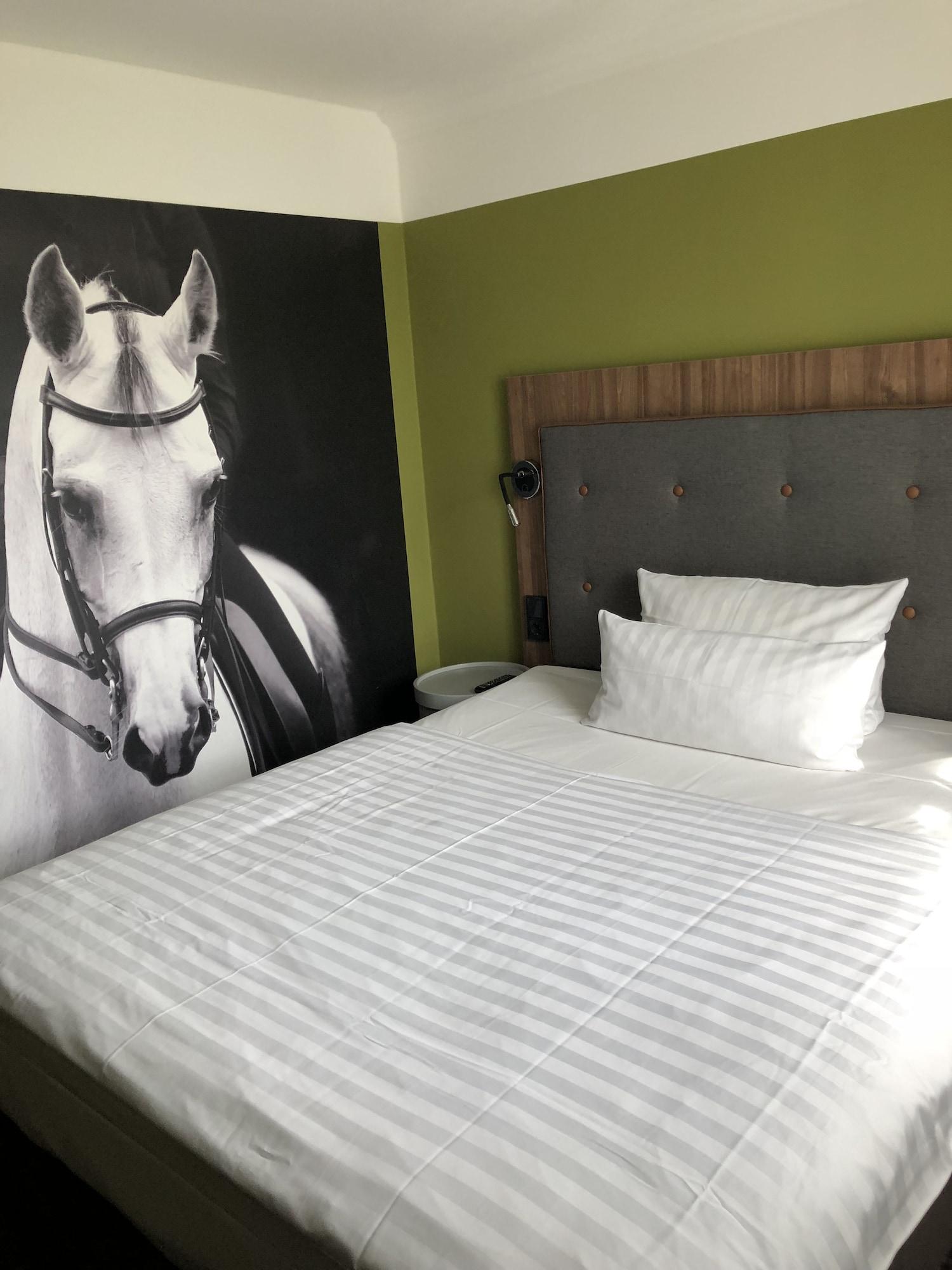 The Ascot Hotel Κολωνία Εξωτερικό φωτογραφία