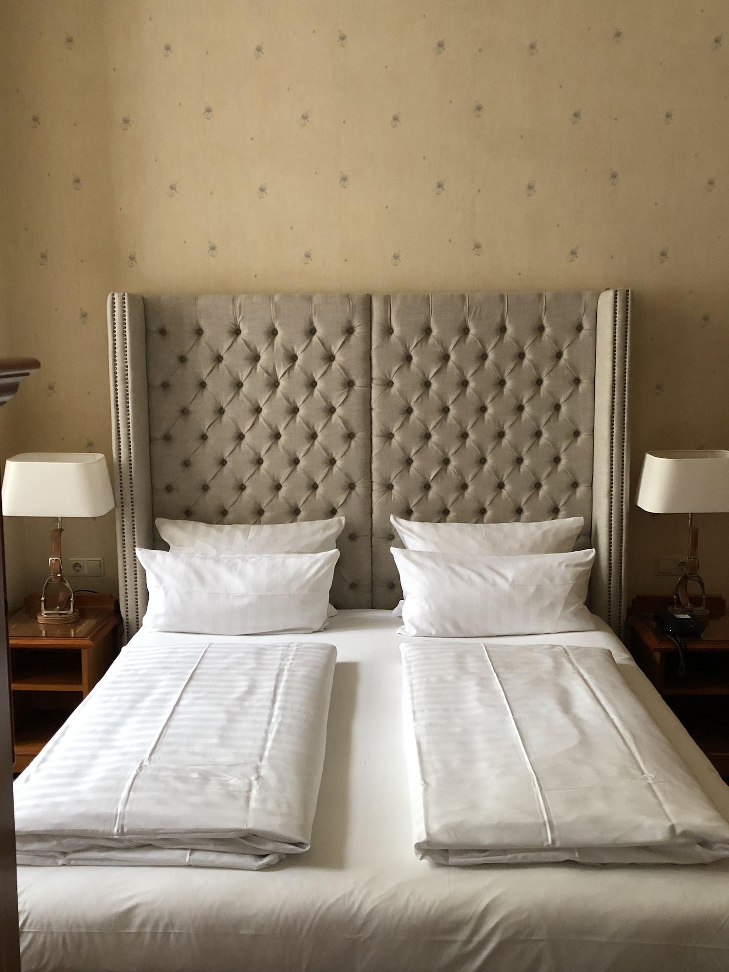 The Ascot Hotel Κολωνία Εξωτερικό φωτογραφία