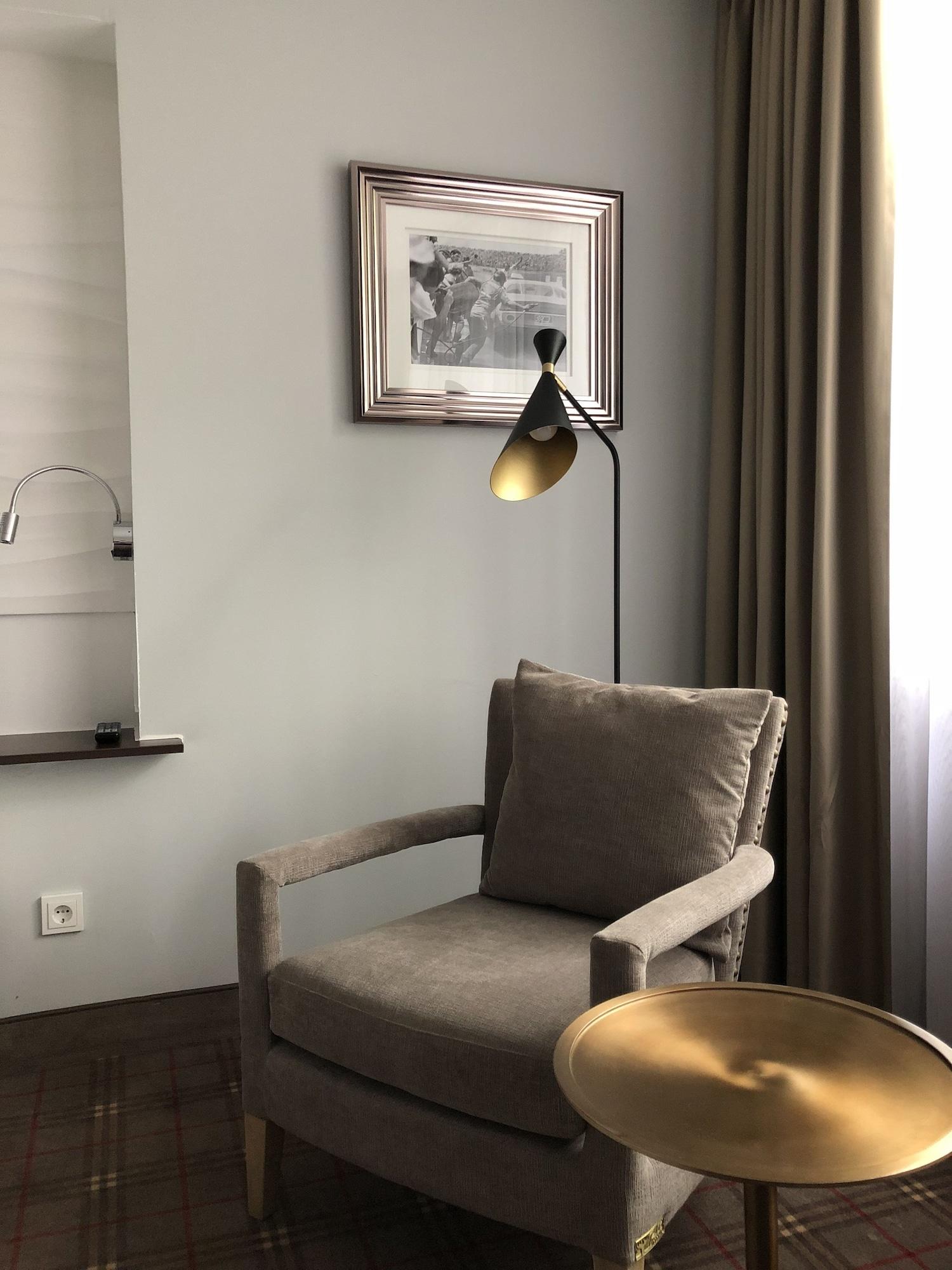 The Ascot Hotel Κολωνία Εξωτερικό φωτογραφία