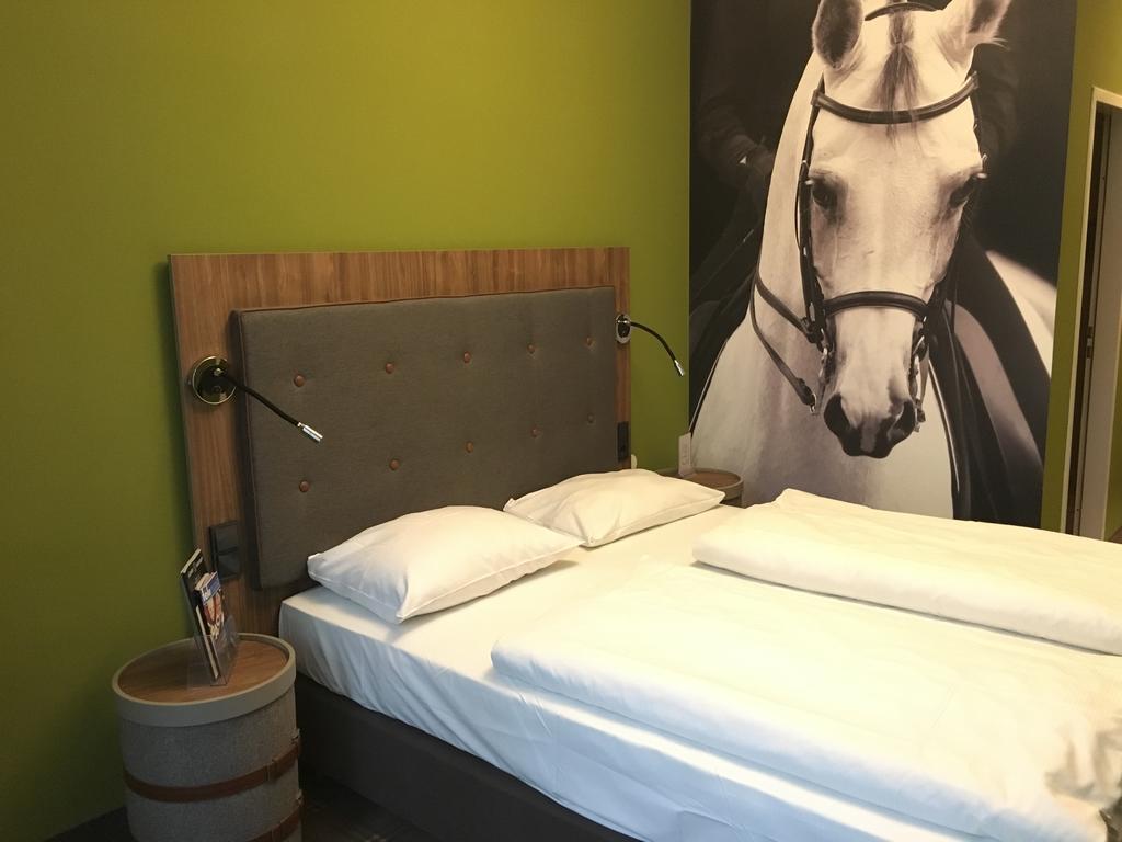 The Ascot Hotel Κολωνία Εξωτερικό φωτογραφία
