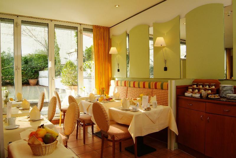 The Ascot Hotel Κολωνία Εστιατόριο φωτογραφία