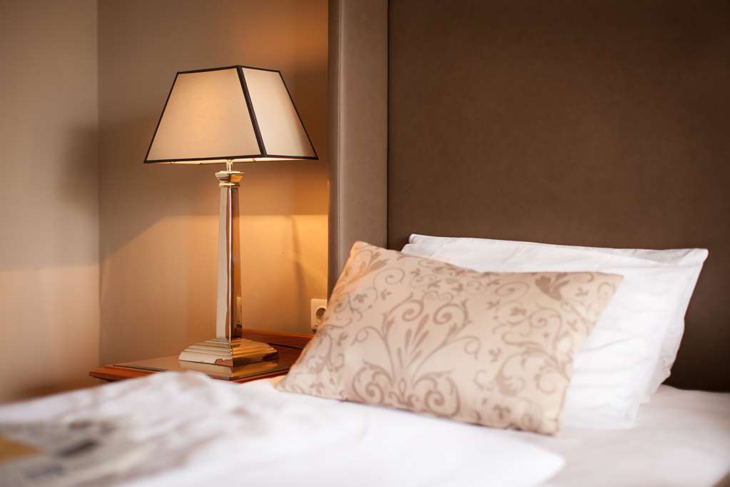 The Ascot Hotel Κολωνία Δωμάτιο φωτογραφία